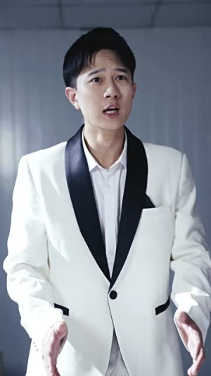 离婚后千金曝光啦(111集) 离婚后千金曝光啦(111集)火爆短剧热播中