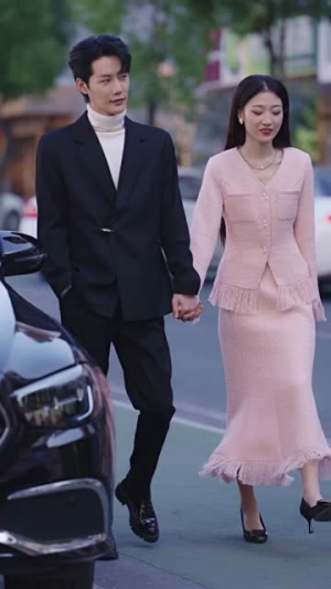 奈何霸总求收养(83集) 奈何霸总求收养(83集)精彩短剧分享。