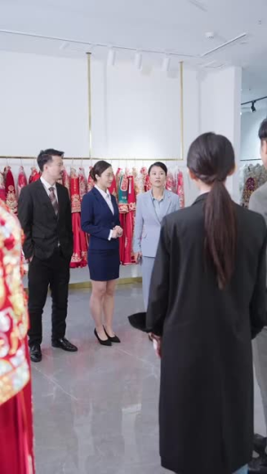 鹿总夫人又要和您摊牌了(100集) 鹿总夫人又要和您摊牌了(100集)短剧热门分享