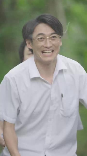 我爸的学生都是大佬(77集) 我爸的学生都是大佬(77集)爆火短剧追不停