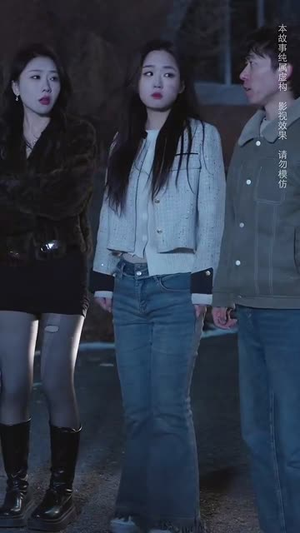 逃出无人区 (32集) 逃出无人区 (32集)精彩短剧片段
