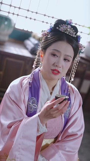 嫁春风(101集) 嫁春风(101集)抢先看新短剧