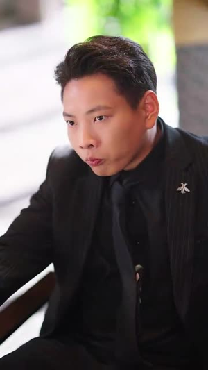 开局抽奖被姐姐们宠上天  (80集)这部短剧太好看