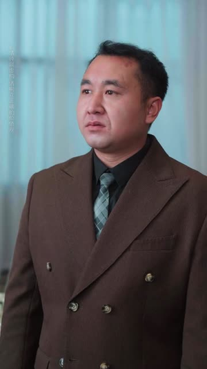 岳父归来,终止他的一切 (61集) 岳父归来,终止他的一切 (61集) 短剧太好看了