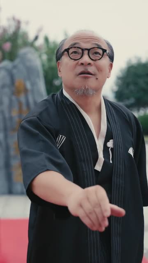 民间风水师笔记 (82集) 民间风水师笔记 (82集) 爱上了这部剧了