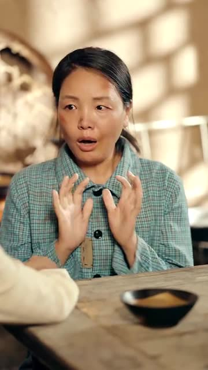 穿到饥荒年我靠绑定挨骂系统顿顿吃肉 (80集) 穿到饥荒年我靠绑定挨骂系统顿顿吃肉 (80集) 不用花钱看全剧