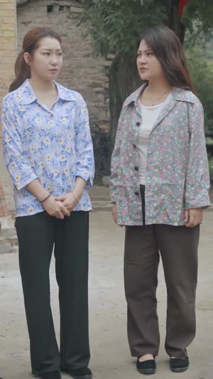 情满小院(35集) 情满小院(35集)短剧更新抢先看